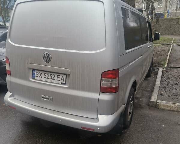 Серый Фольксваген Transporter, объемом двигателя 0 л и пробегом 215 тыс. км за 11200 $, фото 2 на Automoto.ua