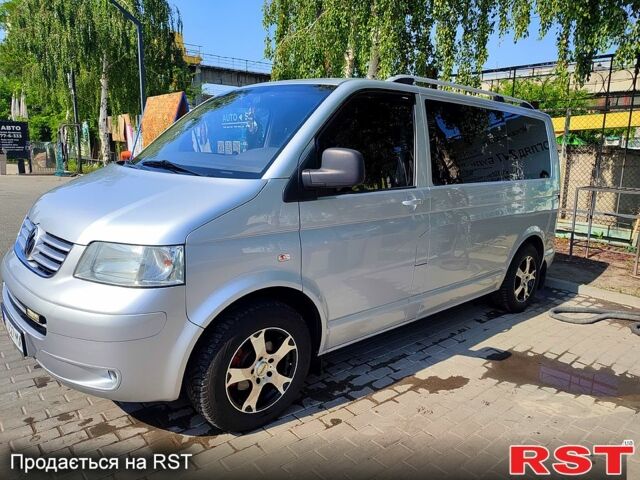 Серый Фольксваген Transporter, объемом двигателя 2.5 л и пробегом 270 тыс. км за 12500 $, фото 3 на Automoto.ua