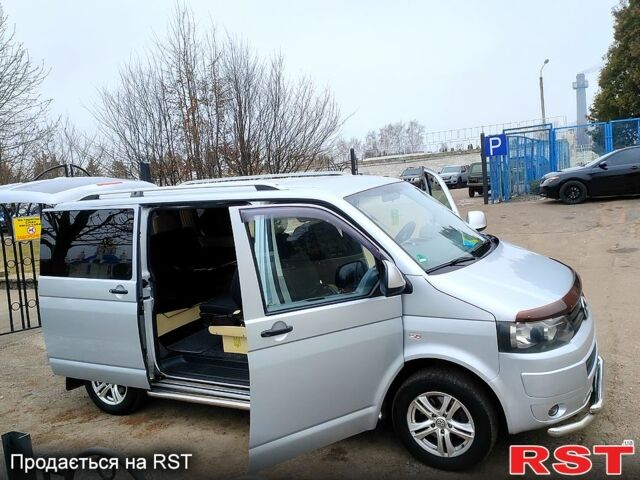 Серый Фольксваген Transporter, объемом двигателя 2 л и пробегом 300 тыс. км за 12399 $, фото 12 на Automoto.ua