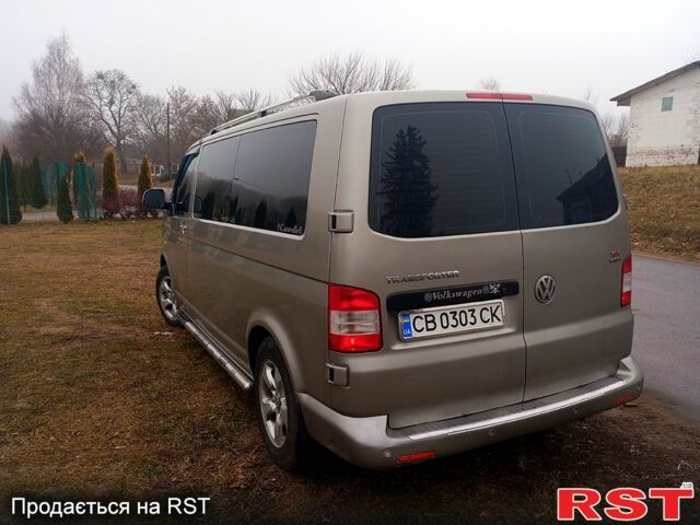 Серый Фольксваген Transporter, объемом двигателя 2 л и пробегом 212 тыс. км за 14499 $, фото 1 на Automoto.ua