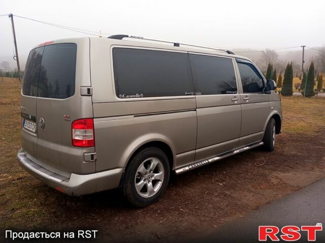 Серый Фольксваген Transporter, объемом двигателя 2 л и пробегом 212 тыс. км за 14499 $, фото 2 на Automoto.ua