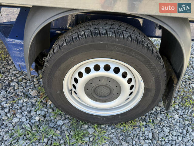 Синій Фольксваген Transporter, об'ємом двигуна 2 л та пробігом 183 тис. км за 17900 $, фото 12 на Automoto.ua