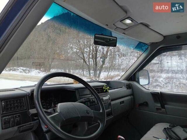 Синий Фольксваген Transporter, объемом двигателя 1.9 л и пробегом 300 тыс. км за 3500 $, фото 8 на Automoto.ua