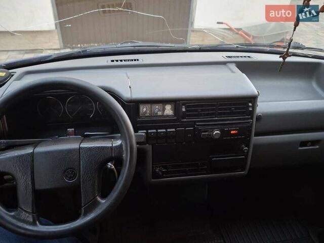 Синій Фольксваген Transporter, об'ємом двигуна 2.37 л та пробігом 745 тис. км за 3500 $, фото 10 на Automoto.ua