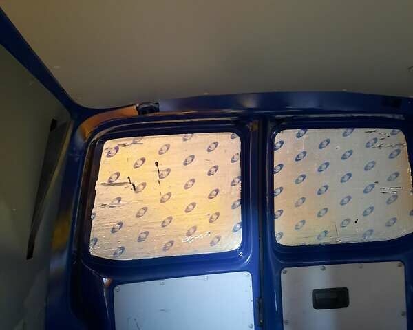 Синий Фольксваген Transporter, объемом двигателя 2 л и пробегом 180 тыс. км за 10500 $, фото 15 на Automoto.ua