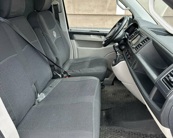 Синий Фольксваген Transporter, объемом двигателя 1.97 л и пробегом 190 тыс. км за 14000 $, фото 2 на Automoto.ua