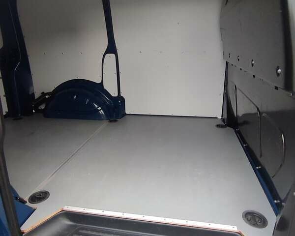Синий Фольксваген Transporter, объемом двигателя 1.97 л и пробегом 88 тыс. км за 20500 $, фото 15 на Automoto.ua
