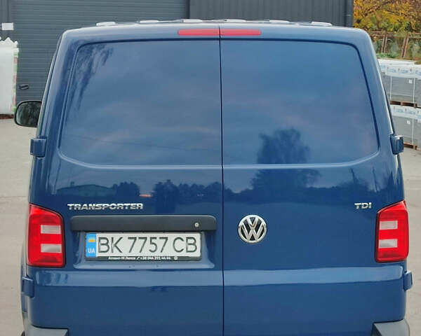 Синий Фольксваген Transporter, объемом двигателя 1.97 л и пробегом 88 тыс. км за 19950 $, фото 15 на Automoto.ua