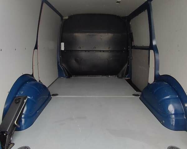 Синий Фольксваген Transporter, объемом двигателя 2 л и пробегом 88 тыс. км за 20550 $, фото 13 на Automoto.ua