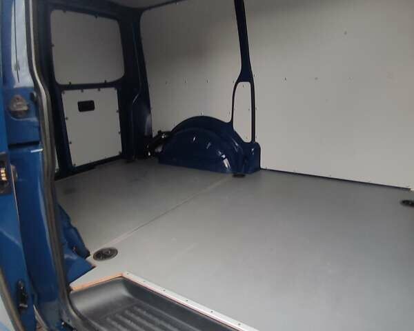 Синий Фольксваген Transporter, объемом двигателя 1.97 л и пробегом 88 тыс. км за 20500 $, фото 16 на Automoto.ua