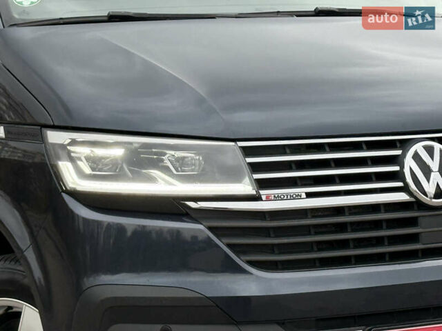 Синій Фольксваген Transporter, об'ємом двигуна 2 л та пробігом 149 тис. км за 33999 $, фото 56 на Automoto.ua