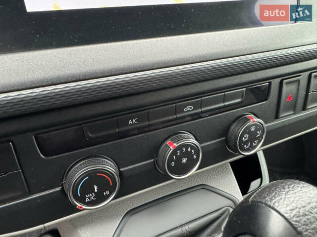 Синий Фольксваген Transporter, объемом двигателя 1.97 л и пробегом 207 тыс. км за 23999 $, фото 49 на Automoto.ua