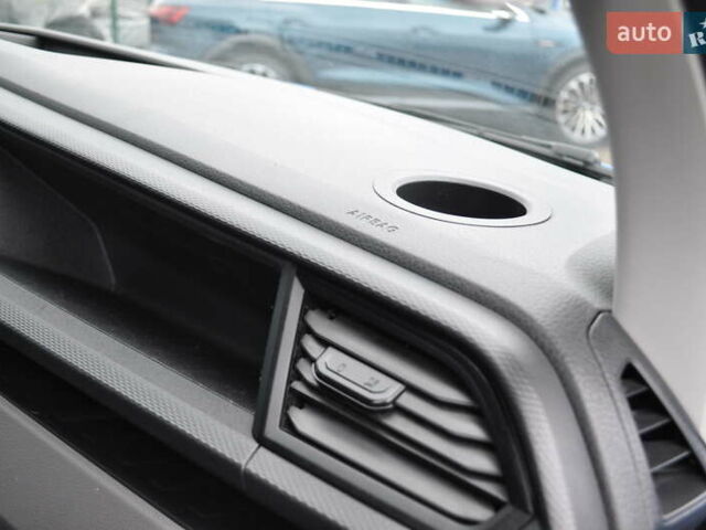 Синий Фольксваген Transporter, объемом двигателя 1.97 л и пробегом 169 тыс. км за 25500 $, фото 54 на Automoto.ua