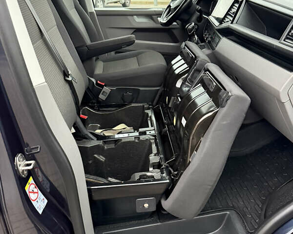 Синій Фольксваген Transporter, об'ємом двигуна 2 л та пробігом 149 тис. км за 33999 $, фото 130 на Automoto.ua