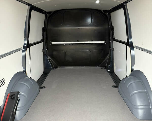 Синій Фольксваген Transporter, об'ємом двигуна 2 л та пробігом 149 тис. км за 33999 $, фото 142 на Automoto.ua