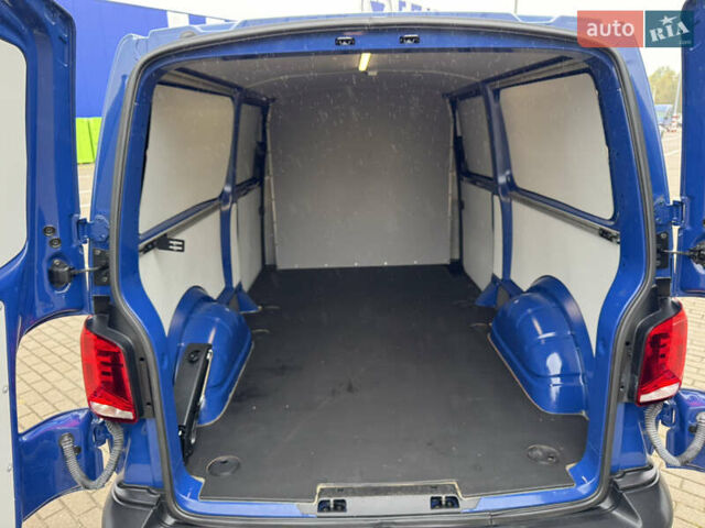 Синий Фольксваген Transporter, объемом двигателя 1.97 л и пробегом 207 тыс. км за 23999 $, фото 76 на Automoto.ua