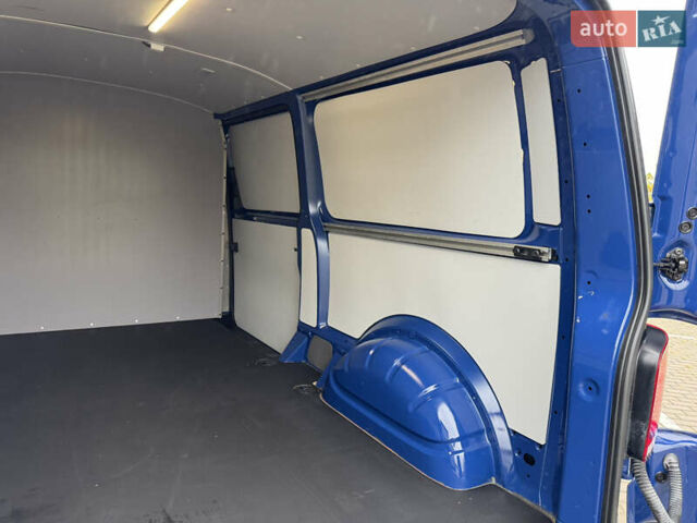 Синий Фольксваген Transporter, объемом двигателя 1.97 л и пробегом 207 тыс. км за 23999 $, фото 78 на Automoto.ua