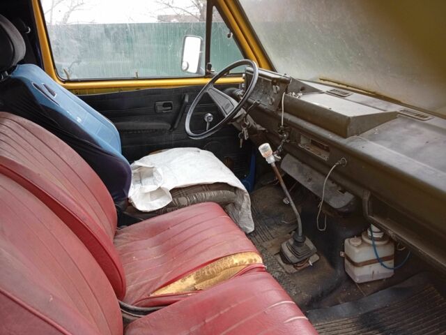 Синий Фольксваген Transporter, объемом двигателя 1.6 л и пробегом 350 тыс. км за 950 $, фото 6 на Automoto.ua