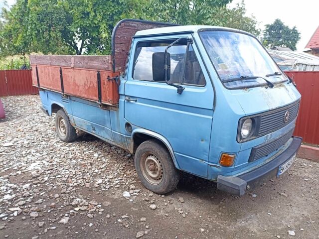 Синий Фольксваген Transporter, объемом двигателя 1.9 л и пробегом 300 тыс. км за 2400 $, фото 2 на Automoto.ua