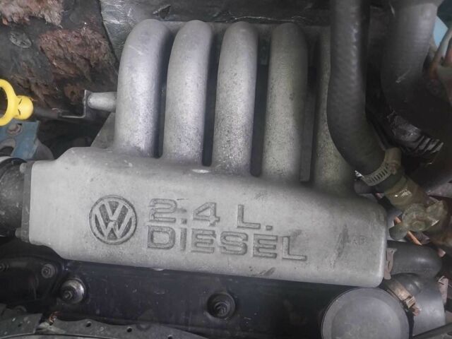 Синій Фольксваген Transporter, об'ємом двигуна 2.4 л та пробігом 643 тис. км за 2300 $, фото 9 на Automoto.ua