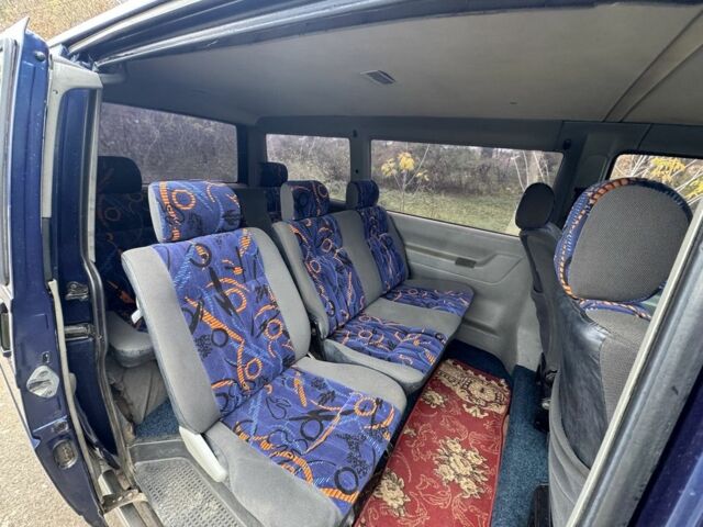Синий Фольксваген Transporter, объемом двигателя 1.9 л и пробегом 450 тыс. км за 4200 $, фото 6 на Automoto.ua