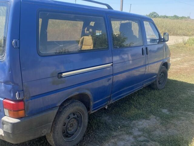 Синий Фольксваген Transporter, объемом двигателя 2.5 л и пробегом 429 тыс. км за 124000 $, фото 3 на Automoto.ua