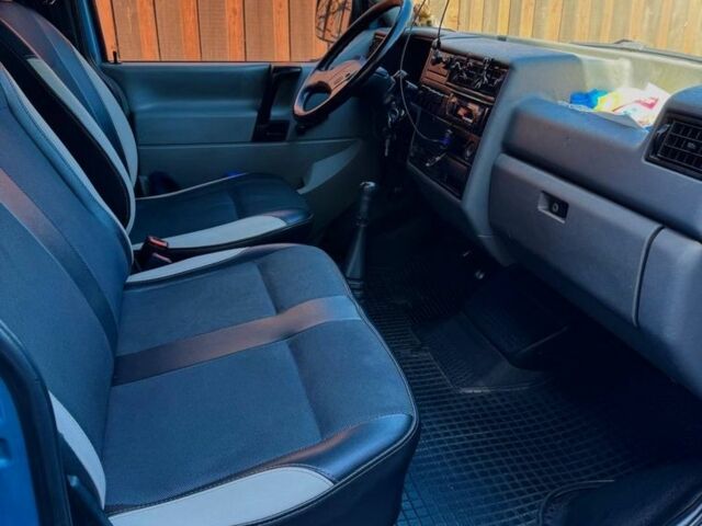 Синий Фольксваген Transporter, объемом двигателя 1.9 л и пробегом 487 тыс. км за 7500 $, фото 9 на Automoto.ua