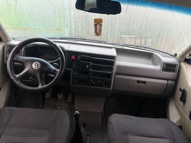 Синій Фольксваген Transporter, об'ємом двигуна 2.5 л та пробігом 350 тис. км за 5000 $, фото 6 на Automoto.ua