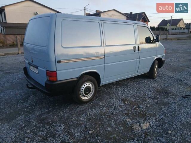 Синий Фольксваген Transporter, объемом двигателя 2.46 л и пробегом 329 тыс. км за 4800 $, фото 9 на Automoto.ua