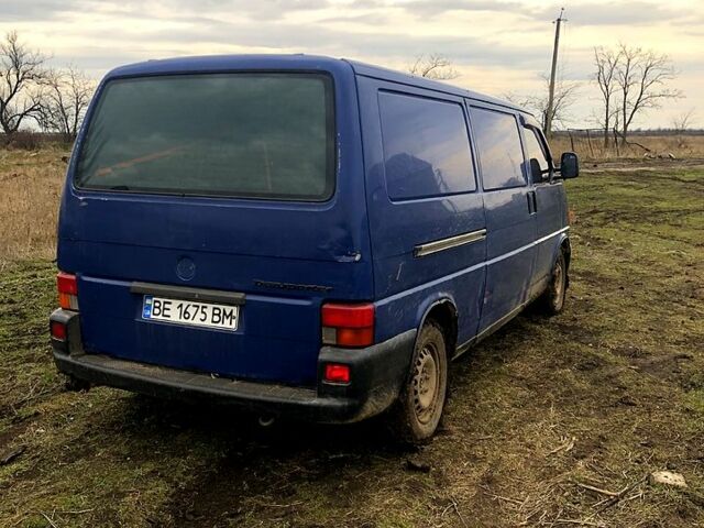 Синій Фольксваген Transporter, об'ємом двигуна 2.4 л та пробігом 300 тис. км за 4000 $, фото 8 на Automoto.ua