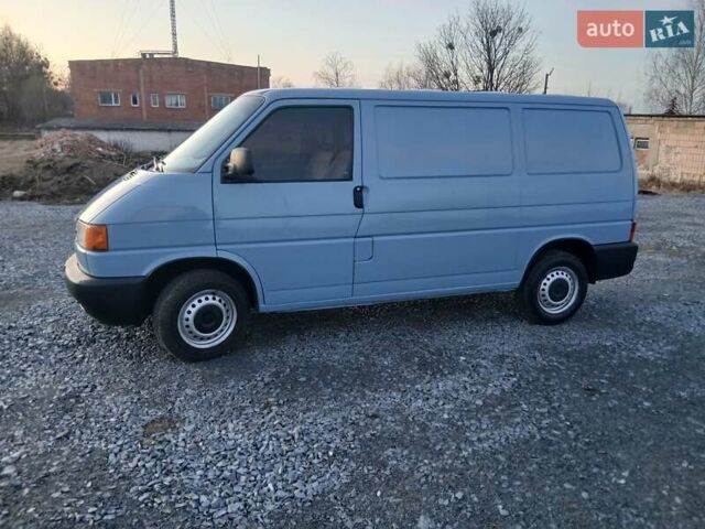 Синий Фольксваген Transporter, объемом двигателя 2.46 л и пробегом 329 тыс. км за 4800 $, фото 2 на Automoto.ua