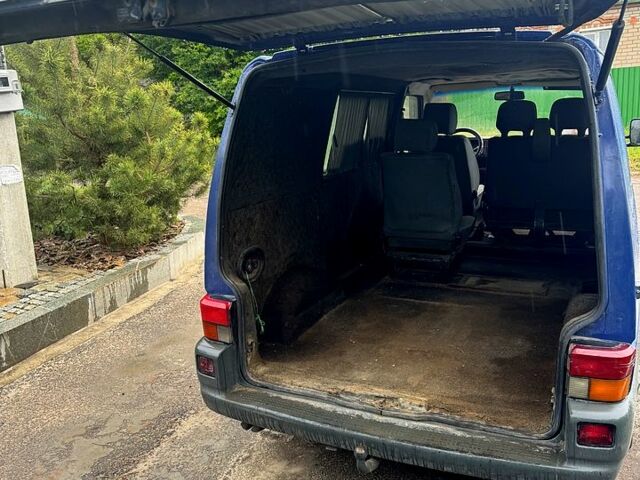 Синій Фольксваген Transporter, об'ємом двигуна 1.9 л та пробігом 509 тис. км за 5600 $, фото 9 на Automoto.ua