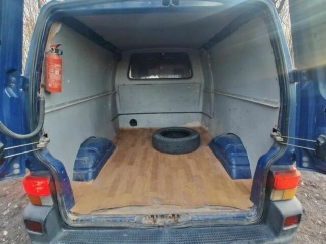 Синий Фольксваген Transporter, объемом двигателя 0 л и пробегом 200 тыс. км за 3300 $, фото 6 на Automoto.ua