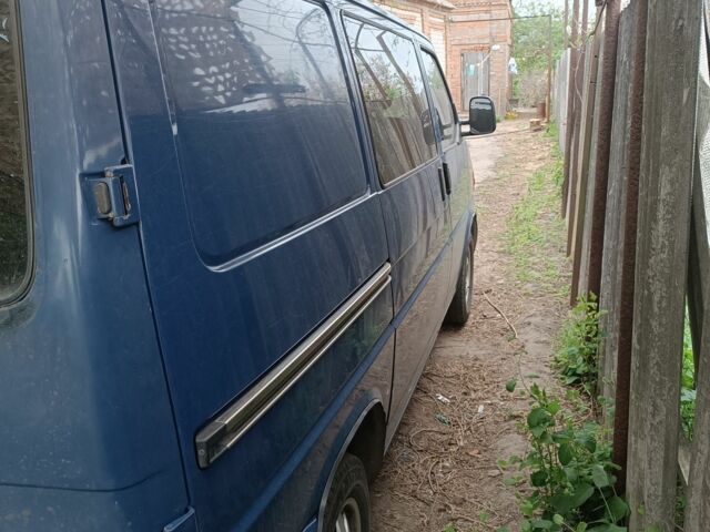 Синий Фольксваген Transporter, объемом двигателя 0 л и пробегом 1 тыс. км за 4100 $, фото 3 на Automoto.ua