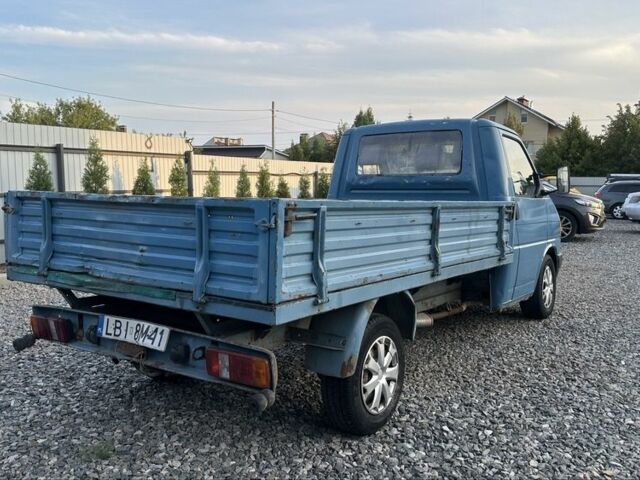Синий Фольксваген Transporter, объемом двигателя 2 л и пробегом 220 тыс. км за 2500 $, фото 7 на Automoto.ua