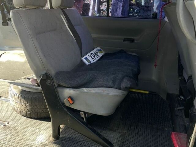 Синій Фольксваген Transporter, об'ємом двигуна 2.5 л та пробігом 600 тис. км за 5700 $, фото 3 на Automoto.ua