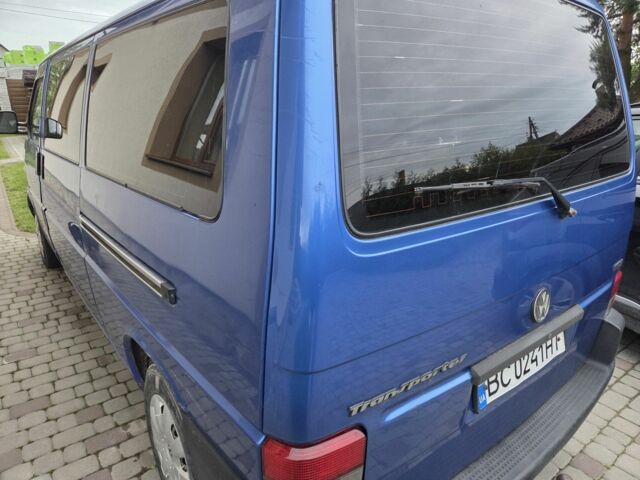 Синий Фольксваген Transporter, объемом двигателя 2.5 л и пробегом 422 тыс. км за 6500 $, фото 2 на Automoto.ua