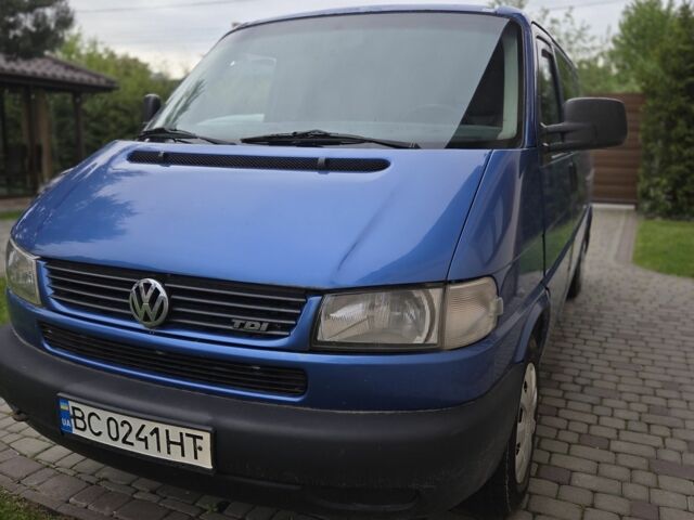 Синий Фольксваген Transporter, объемом двигателя 2.5 л и пробегом 422 тыс. км за 6500 $, фото 1 на Automoto.ua