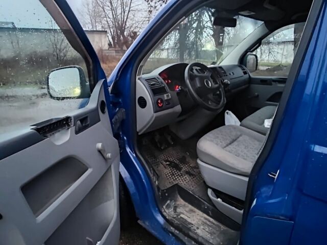 Синій Фольксваген Transporter, об'ємом двигуна 2.5 л та пробігом 250 тис. км за 3750 $, фото 4 на Automoto.ua