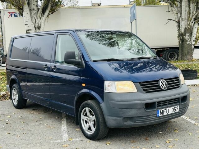 Синий Фольксваген Transporter, объемом двигателя 2.5 л и пробегом 300 тыс. км за 6125 $, фото 9 на Automoto.ua