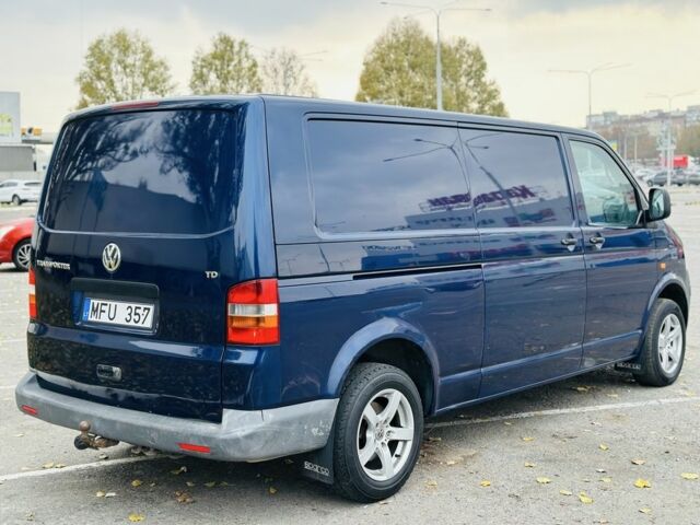 Синий Фольксваген Transporter, объемом двигателя 2.5 л и пробегом 300 тыс. км за 6125 $, фото 4 на Automoto.ua