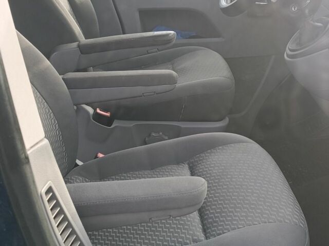 Синій Фольксваген Transporter, об'ємом двигуна 2.5 л та пробігом 280 тис. км за 7000 $, фото 6 на Automoto.ua