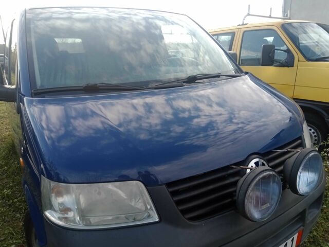 Синий Фольксваген Transporter, объемом двигателя 2.5 л и пробегом 289 тыс. км за 6407 $, фото 2 на Automoto.ua