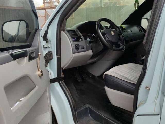 Синій Фольксваген Transporter, об'ємом двигуна 2.5 л та пробігом 275 тис. км за 15000 $, фото 2 на Automoto.ua