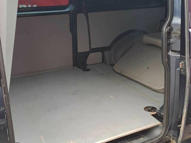 Синій Фольксваген Transporter, об'ємом двигуна 2 л та пробігом 247 тис. км за 6250 $, фото 9 на Automoto.ua
