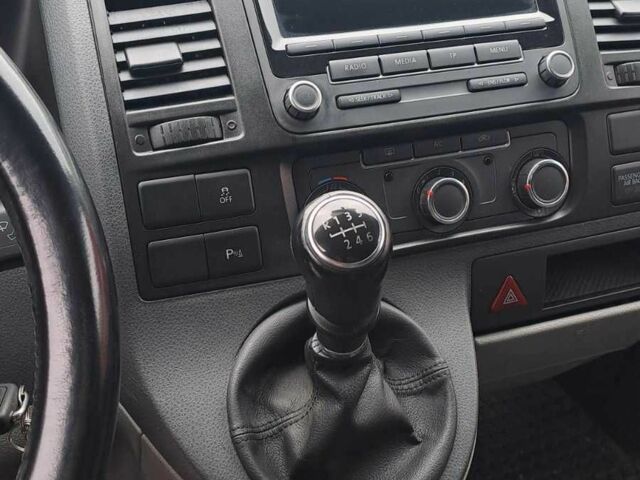 Синій Фольксваген Transporter, об'ємом двигуна 2 л та пробігом 247 тис. км за 6250 $, фото 7 на Automoto.ua