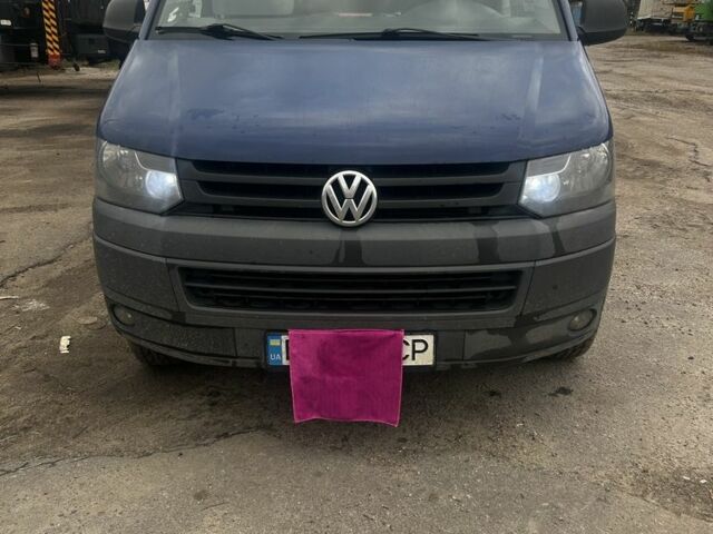 Фольксваген Transporter 2012 в Харькове на Automoto.ua Синий Фольксваген Transporter, объемом двигателя 2 л и пробегом 277 тыс. км за 15577 $, фото 2 на Automoto.ua
