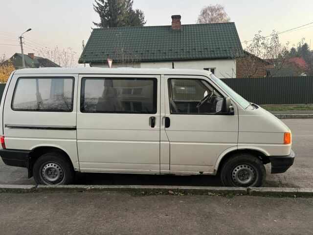 Синий Фольксваген Transporter, объемом двигателя 2 л и пробегом 450 тыс. км за 2350 $, фото 1 на Automoto.ua