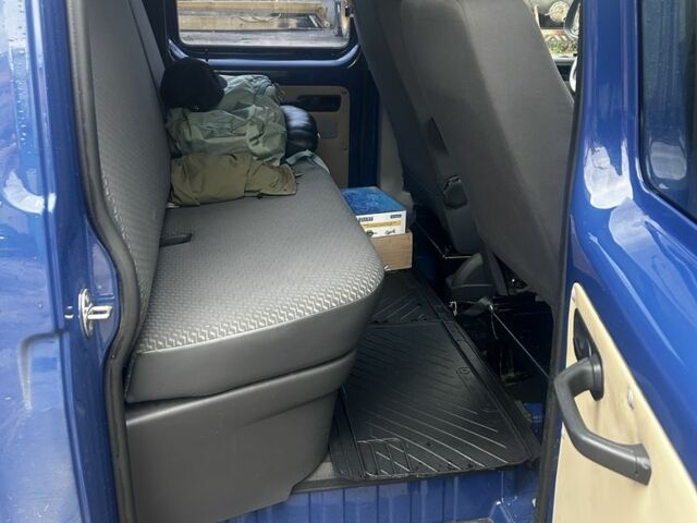Фольксваген Transporter 2012 в Харькове на Automoto.ua Синий Фольксваген Transporter, объемом двигателя 2 л и пробегом 277 тыс. км за 15577 $, фото 7 на Automoto.ua