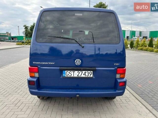 Синий Фольксваген Transporter, объемом двигателя 1.9 л и пробегом 315 тыс. км за 2600 $, фото 2 на Automoto.ua